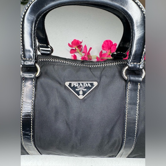 β οΈβ₯οΈ Authentic PRADA Vintage Nylon Tessuto Leather Hand Boston Bag β₯οΈβ οΈ - Picture 5 of 16